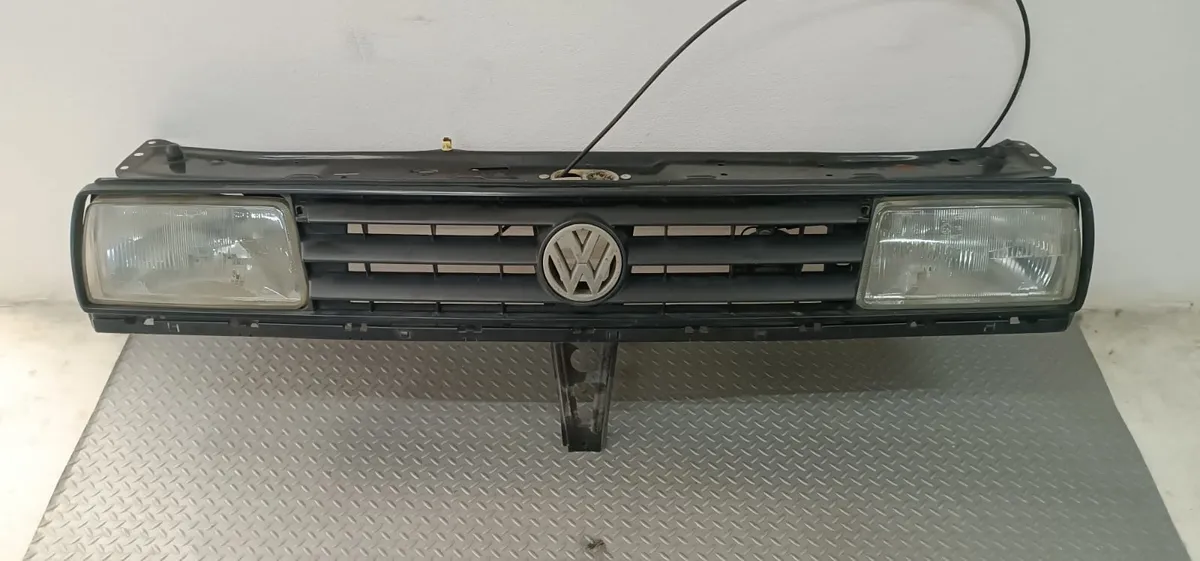 Frente de jetta MK2 Marco de radiador faros y parrilla — foto de la pieza