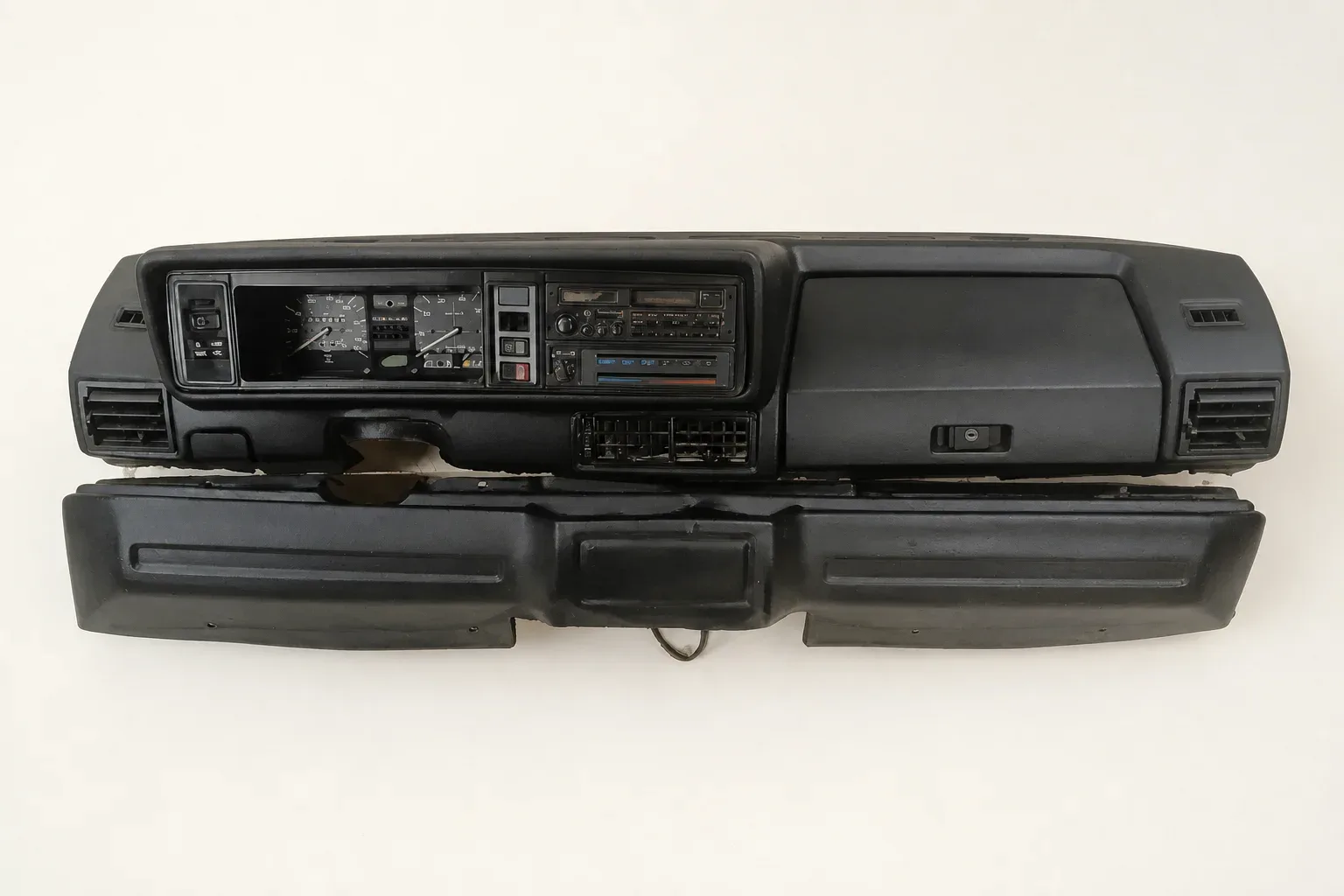 Tablero para cabriolet MK1 — vista editorial basada en la pieza real