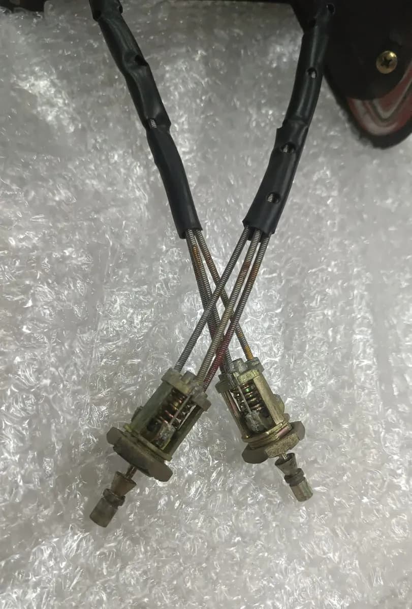 Espejos retrovisores de chicote para MK2 — foto 5 de 5