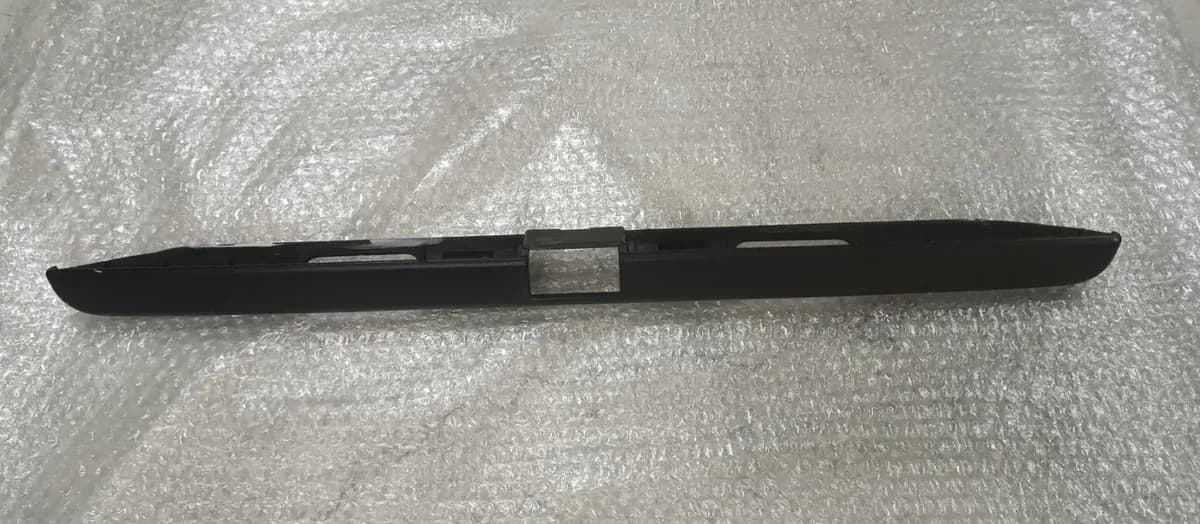 Moldura de cajuela para luces de placa de golf Mk2 — foto 1 de 2
