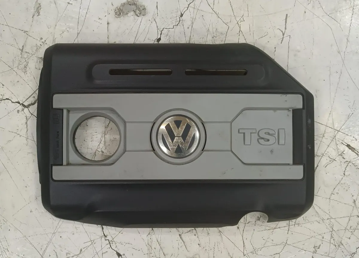 Tapa de motor para 2.0 TSI 5Pz — foto de la pieza