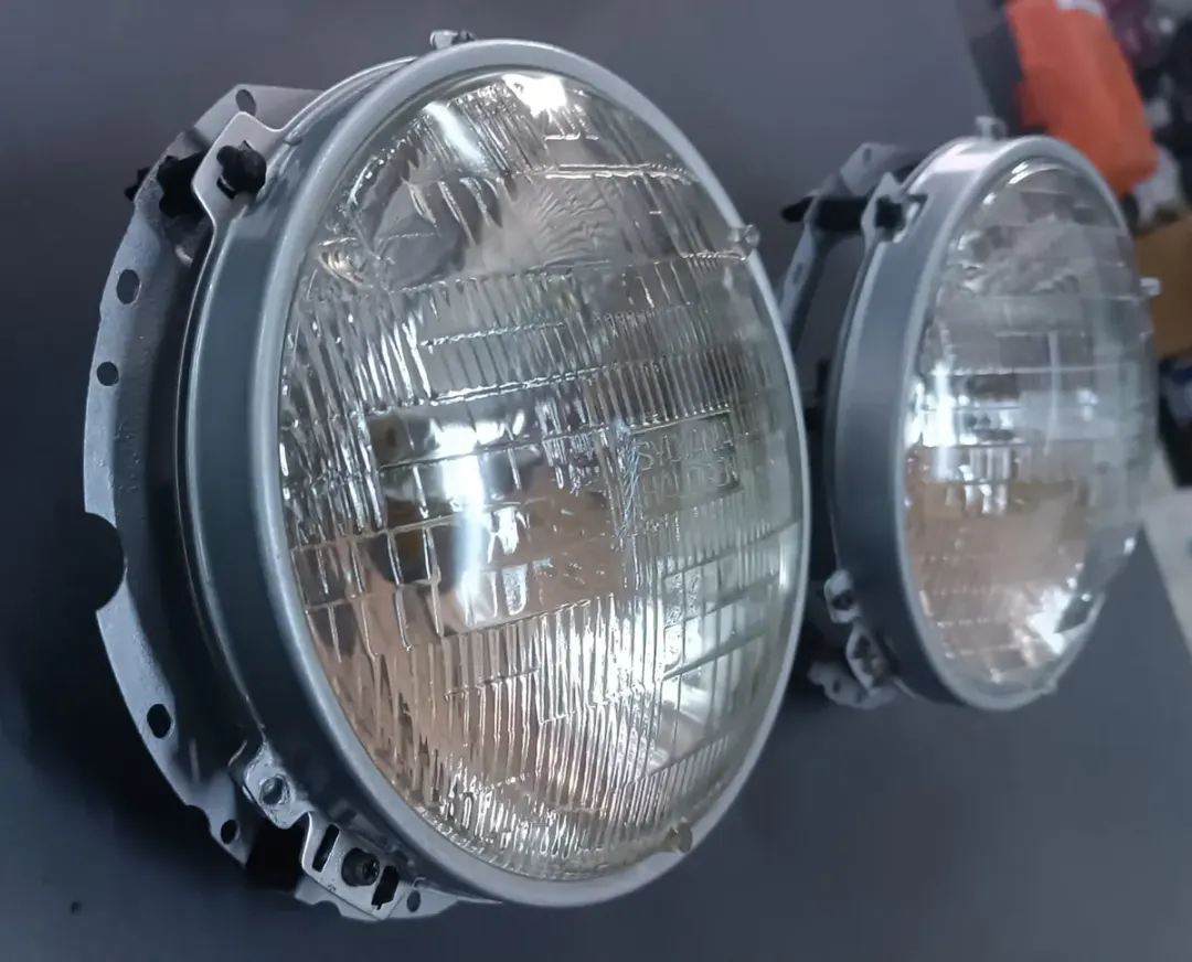 Faros con base para MK1 — foto 1 de 4