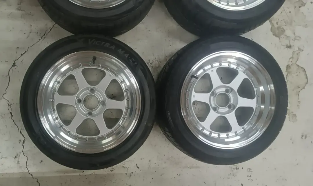 Rines nuevos 15 4 en 100 con llantas nuevas — foto 5 de 7