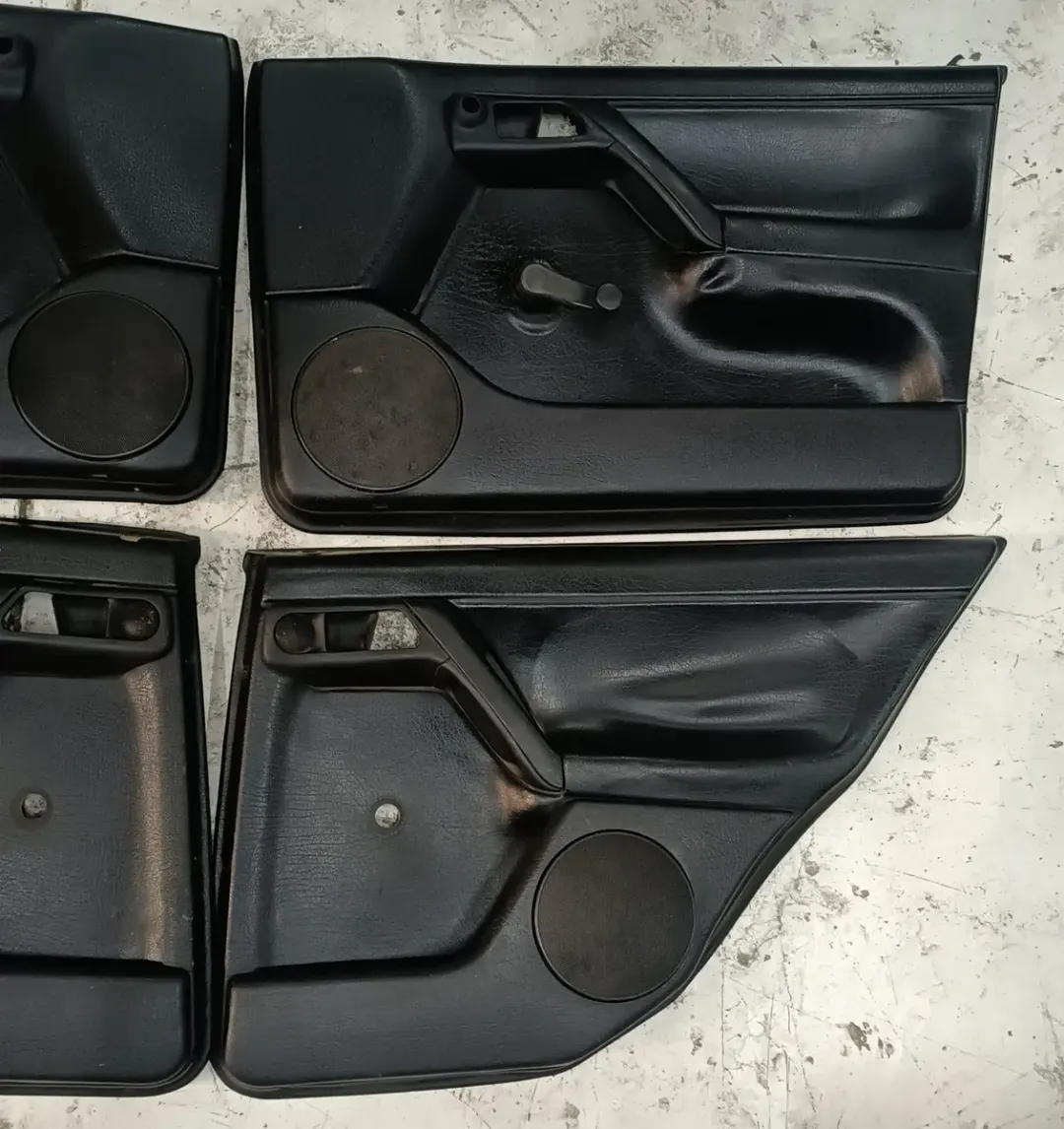 Set de tapas de puerta para Golf y Jetta MK3 4 puertas — foto 7 de 7