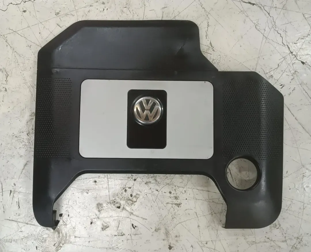 Tapa de motor VR6 12V (2 piezas) — foto de la pieza