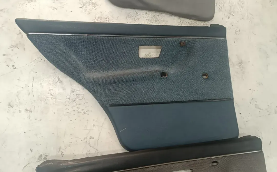 Tapa de puerta trasera izquierda para MK2 4 puertas — foto 1 de 4