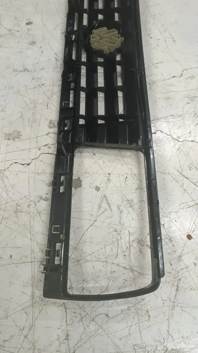 Parrilla original para Jetta MK2 — foto 5 de 8