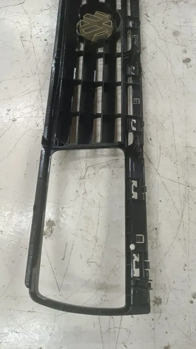 Parrilla original para Jetta MK2 — foto 6 de 8