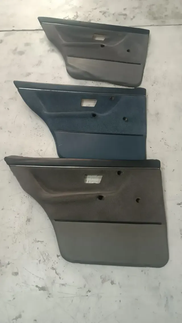 Tapa de puerta trasera izquierda para MK2 4 puertas — foto 4 de 4